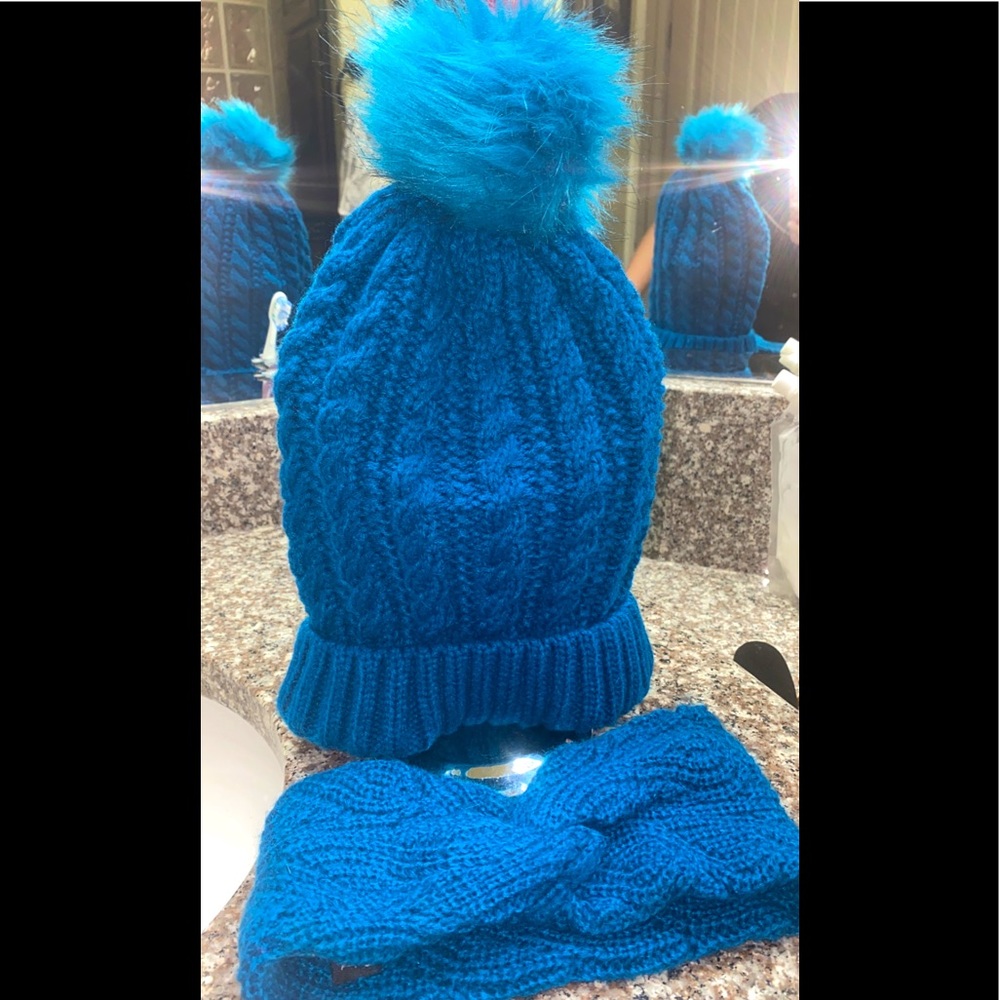 New York and Company beanie and head band